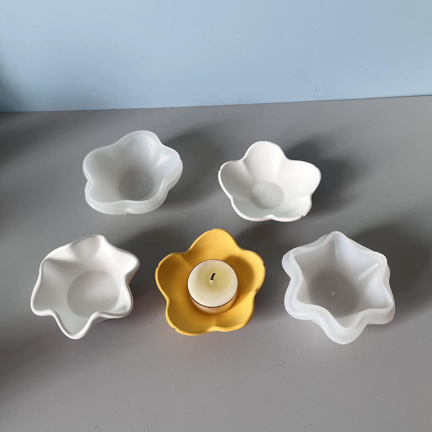 Creative Curved Edge Candle Bo - огляд і ціна Potsticker Mold